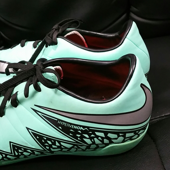mint green hypervenoms
